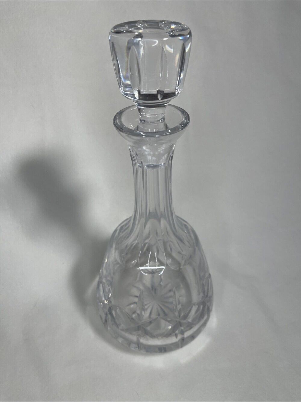 ATLANTIS FERNANDO WINE DECANTER WITH STOPPER 11.5" TALL